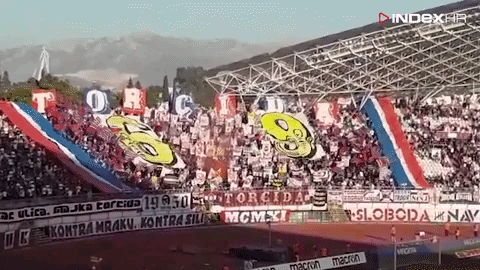 VIDEO Torcida za 69. rođendan pozvala cijeli stadion na Sjever